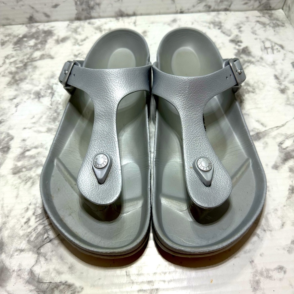 Women’s Birkenstocks Size 40